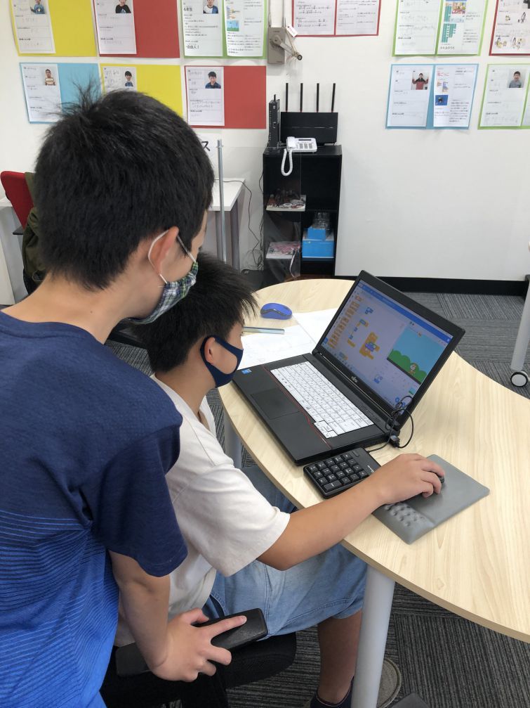 お友達が先生役！？プログラミング学習で相乗効果！